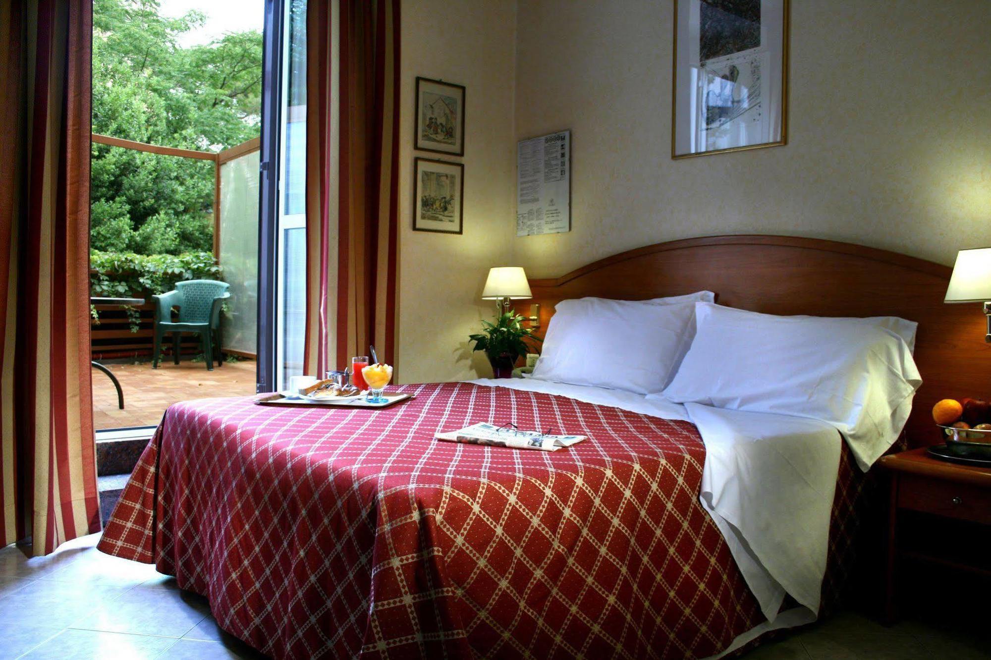 Hotel Delle Muse Roma Phòng bức ảnh